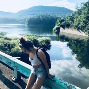 Meet your Posher, Jenny